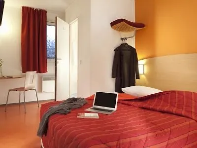 America Hotell 3*