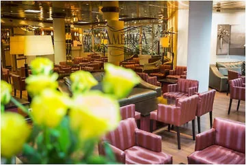 America Hotell 3*